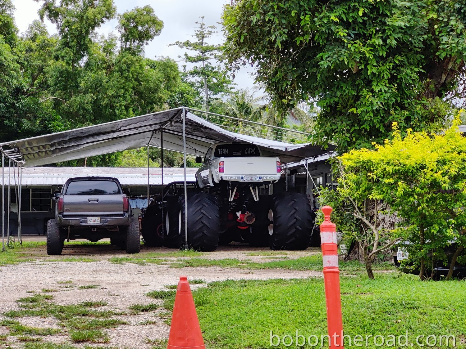 Guam Monster Truck 02
