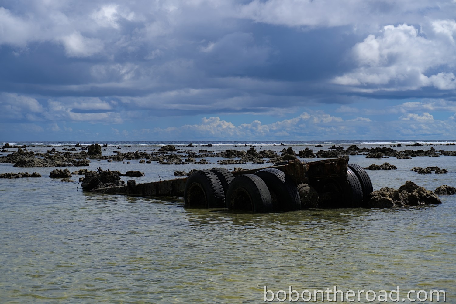 Versunkener Anhänger in Nauru